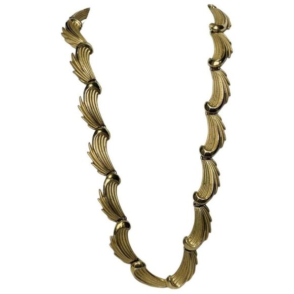Trifari Womens Frosted Gold Tone Swirl Elements Choker Vintage Necklace 17.5in - Picture 1 of 7